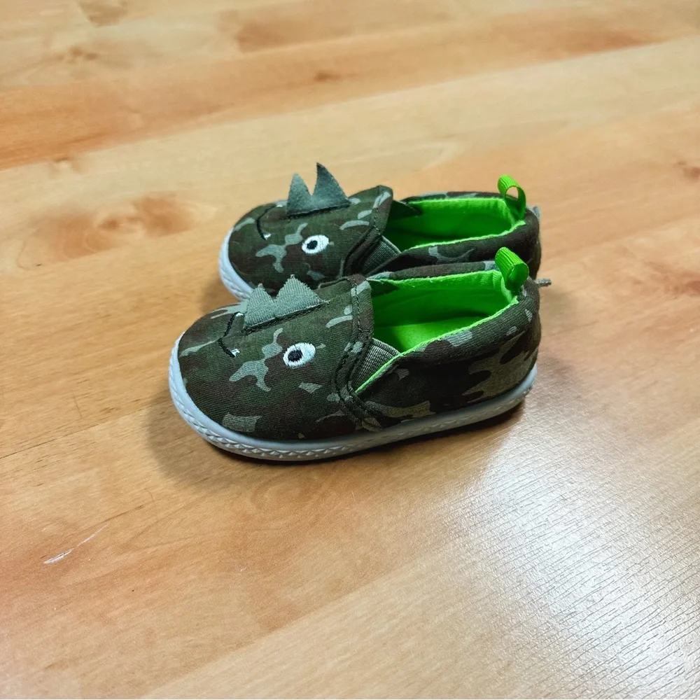 Wonder Nation Green Brown Camouflage Dinosaur Slip-on Sneakers Baby Boy Size 4